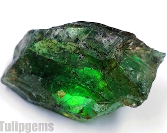 Natuurlijke Colombiaanse smaragd, ruw, gecertificeerd, ongeslepen, groene kristal, 57x29x26mm, zeldzame verzamelaarssteen 5DJV