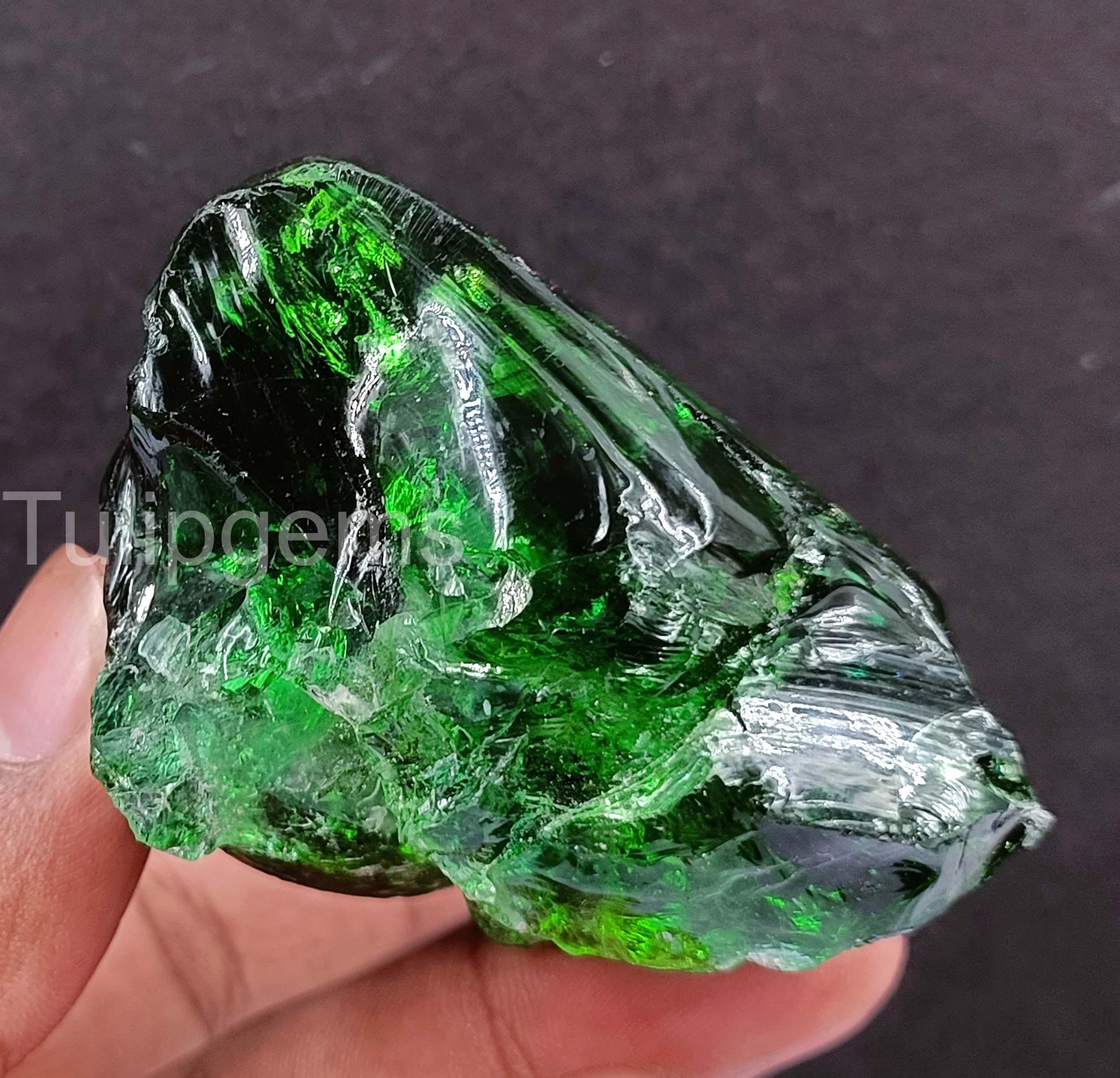 636.00カラット天然ペリドット原石｜パキスタン産認定グリーン