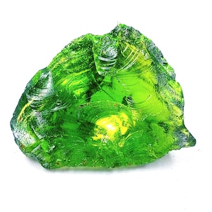 Peridot Raw 100 Ct Natural Green Chunk Uncut Carat Certified Semi-Transparent Raw 40x31x08 mm high- Quality Earthmined Christmas Offer DAL