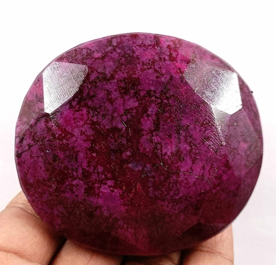 Rubis étoilé Naturel 6,28 Carats - Rouge Pourpre - Non Chauffé - Pierre Précieuse Rare