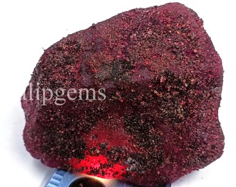 天然ルビー!! 1700～1750カラットのアフリカ産レッドルビー原石、認定