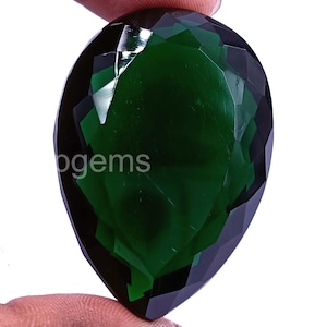 195,75 ct naturlig grön moldavit certifierad halvtransparent lös ädelsten | Päronslipad fasetterad kristall från Tjeckien 5SJB