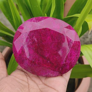 Rubí rojo natural certificado por IGL, forma ovalada, 2730,0 ct, gema opaca suelta 6LNO