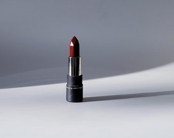 Lip Charm - PITTA | lipstick, low waste, natural, high-pigment, vegan