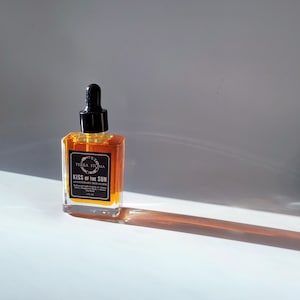 KISS of the SUN - Antioxidant Skin Elixir