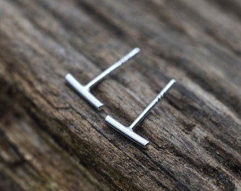 Pendientes de barra diminuta en plata de ley / Pendientes minimalistas de estilo cotidiano / Joyería minimalista de plata