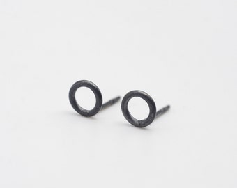 Black Circle Stud Earrings in Sterling Silver | Minimalist Modern Geometric Earrings for Men and Women | Unisex Jewellery