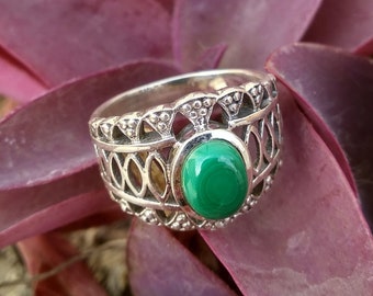 Malachite Ring Sterling Silver Green Stone Ring Bohemian Ring Elegant Ring Girls Women Ring Promise Ring Designer Ring Anniversary Ring Gift