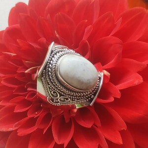 White Howlite Ring, Statement Ring,Oval Ring, Boho Ring, Gift For Her, Winter's Ring, Trending Gift,Marble Ring, Elegant Ring, Inspired Ring