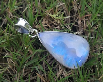 Moonstone Pendant June Birthstone 925 Sterling Silver Pendant Blue Flash Pendant Pear Shape Pendant Healing Crystal Victorian Pendant Gift