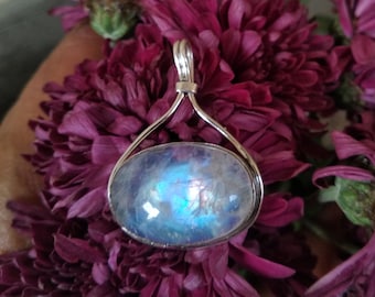 Moonstone Pendant Sterling Silver Blue Flash Oval Pendant Healing Crystal Statement Pendant Bridesmaid Gift For Her wedding Promise Pendant