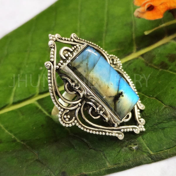 Anello labradorite, anello d'argento fatto a mano, labradorite multi fuoco, anello Boho, anello hippie, anello dichiarazione, anello promess