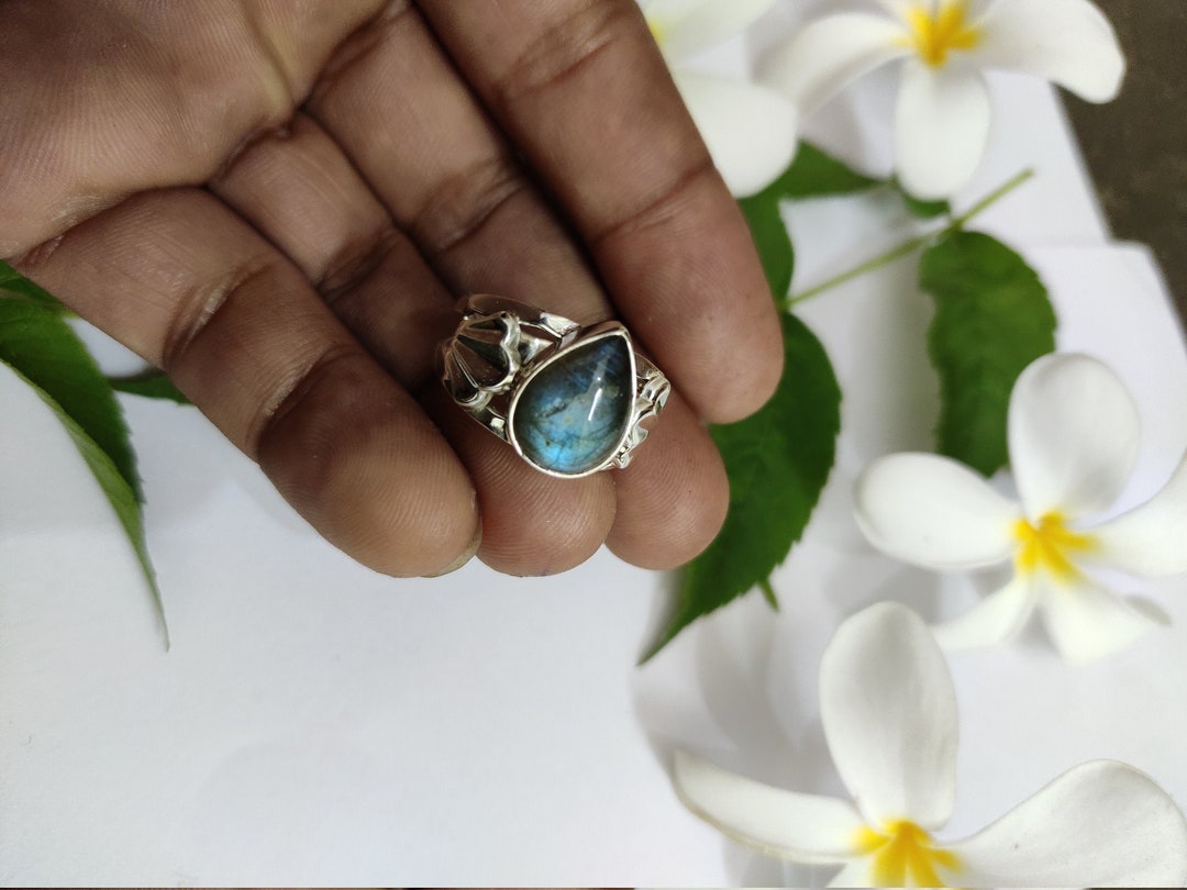 Anillo De Plata De Ley Con Labradorita En Forma De Lágrima / Anillo Bohemio Hecho A Mano - España