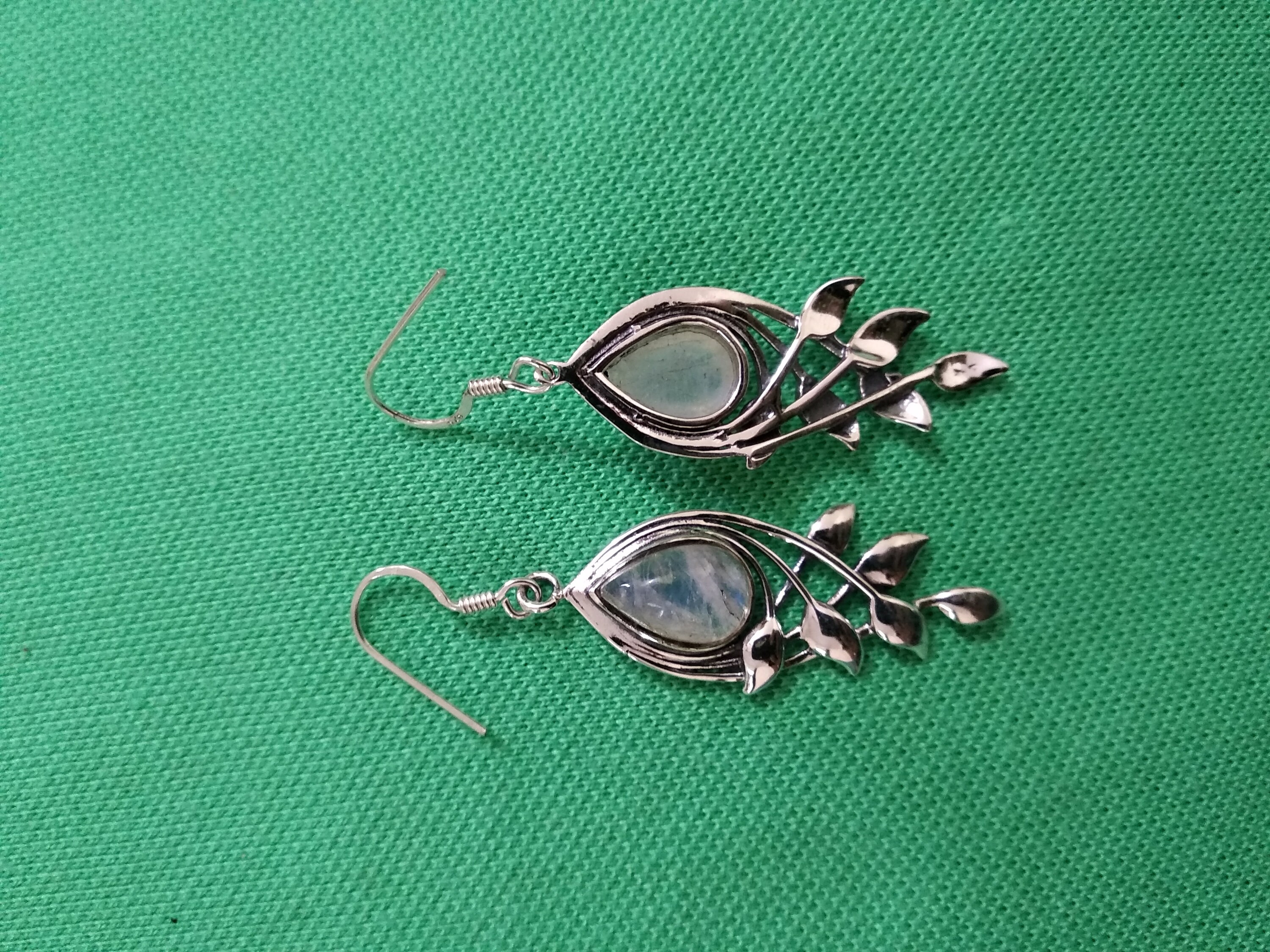 •RAINBOW MOONSTONE - CIRCLE• silver bezel set stud earrings