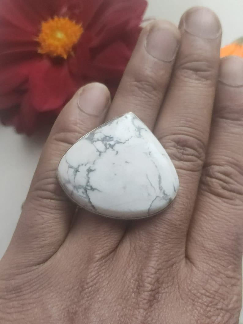 White Howlite Ring, Sterling Silver, Gypsy Ring, Dainty Ring, White Buffalo Ring, Statement Ring, White Turquoise Ring, Heart Shape Ring image 6