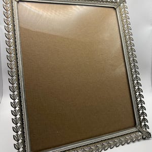 Rama do zdjęć w stylu vintage z wzorem liści