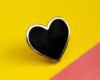 Insignia de esmalte duro Corazón Negro