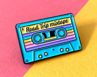 Enamel pin Road Trip Mixtape pastel cassette, the perfect gift for retro eighties lovers!!