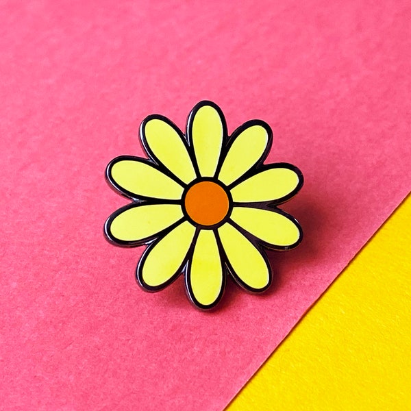 Yellow Daisy Hard Enamel Pin badge, a great gift as we head into spring!!!