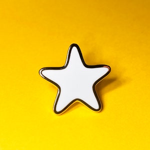 White Star Hard Enamel pin badge, a great gift to show your love....