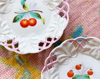 Vintage 8" Pink Reticulated Fruit Plates