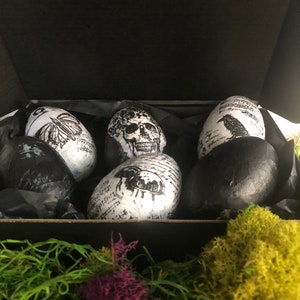Creepy Easter | Primitive Easter | Goth Easter | Decoupaged Eggs