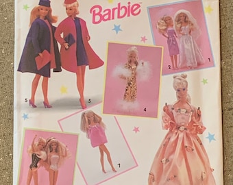 May include: Simplicity Barbie pattern featuring various doll designs. The cover showcases Barbie dolls in different outfits, including dresses and coats. The pattern number is 7601, and it is one size.