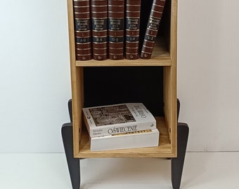 Solid wood bookcase with black legs - Tomorrow. Choice of size and wood type