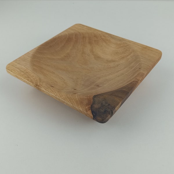Thick wooden tray for keys and acessories