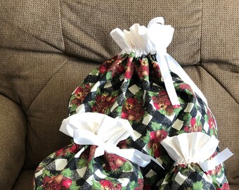 Reusable Fabric Gift Bag With Drawstring Top, Christmas, Holiday, Set of Three