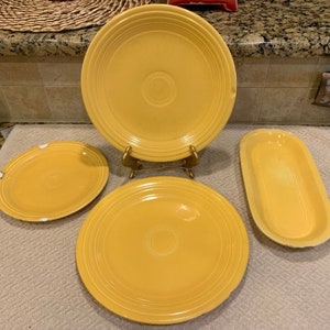 Vintage yellow Fiesta (Set of 4) 2 luncheon plates, salad/dessert plate, bread tray