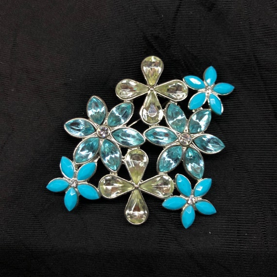 Vintage Blue Pearl Floral Brooch