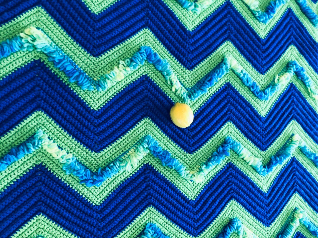 Vintage V Stitch Hand Crocheted Afghan Blanket Throw in Blues and