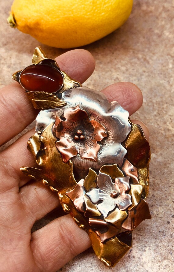 Vintage artisan signed cabochon Gem