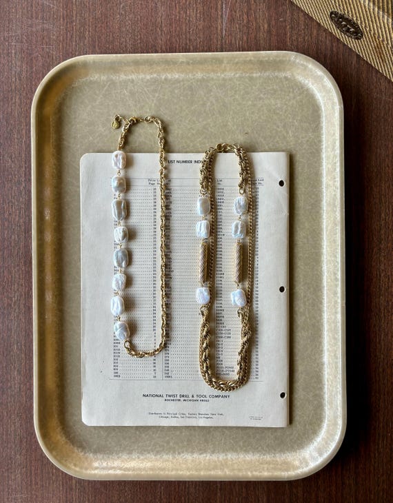 Modern Baroque Coin Pearl Necklaces with Vintage Chain