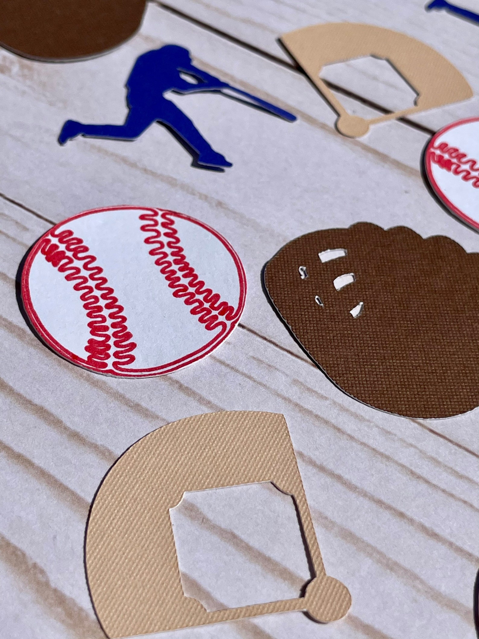 BASEBALL Confetti / Spring / Baseball / Softball/ Field / Batter /mit