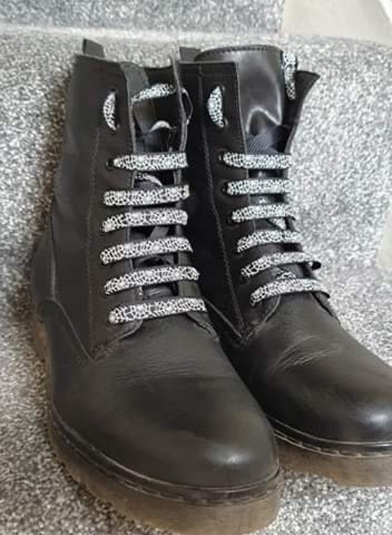 Cobweb Ribbon Shoe Laces Black Boot 