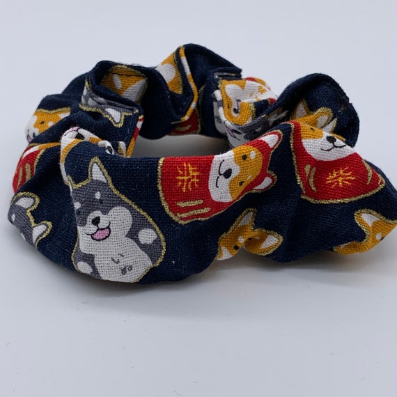 Corgi scrunchies top