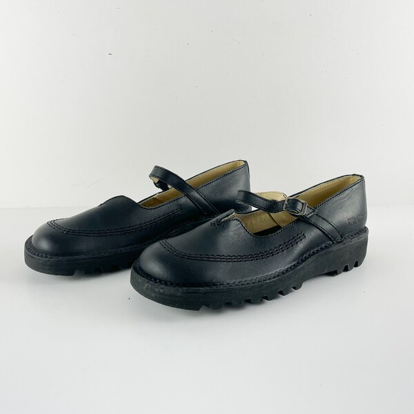 vintage BLACK mary JANE'S leather platform slip on women's size 7.5 U.S. clogs platform shoes