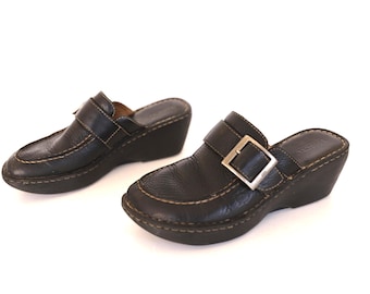 vintage leather PLATFORM 1990s Vintage Chunky MARY JANES platform mules -- women's size 8