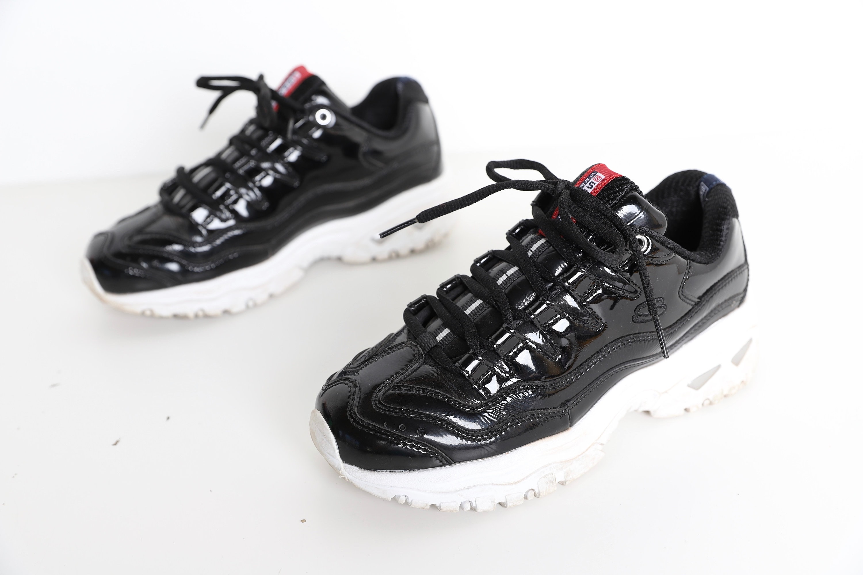 Vintage 1990s Y2k SKECHERS Brand PLATFORM Runners Club Kid Vintage 1990s Y2k SKECHERS Brand PLATFORM Runners Club Kid