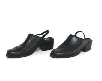 vintage SQUARE toe women's BLACK leather slides MULES -- size 8M women's slides
