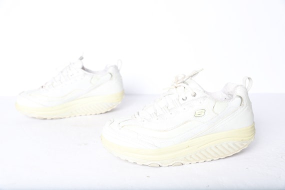 Vintage WHITE platform tennis shoes 