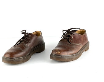 vintage BROWN dr. martens style SKECHERS brand 90s y2k combat brown boots - US size 7 women's doc martens -- men's size 5