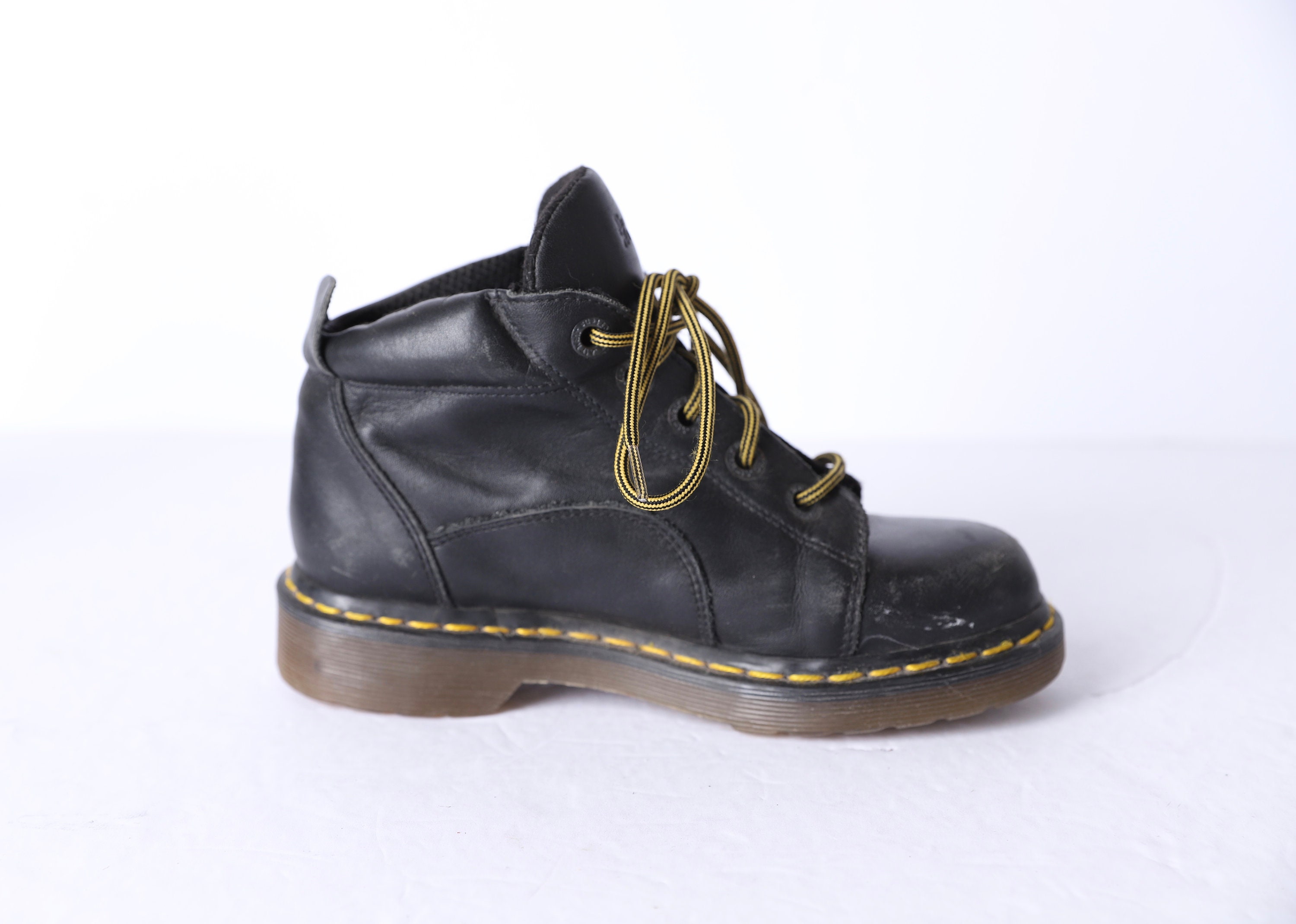 Vintage US Size 5 Women's Dr. MARTENS Black Grunge 1990s Vintage US Size 5 Women's Dr. MARTENS Black Grunge 1990s