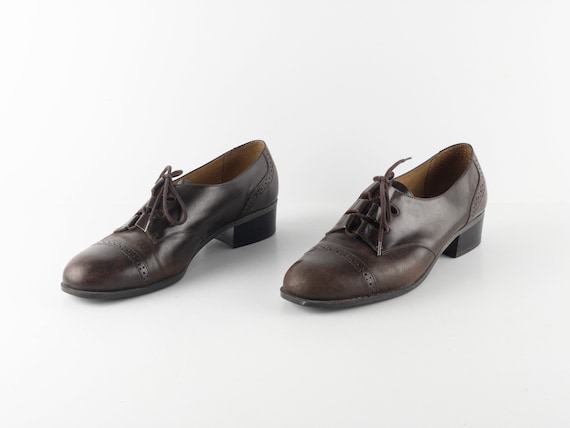 1990s women's shoes sales