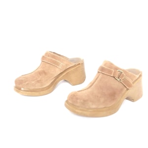 vintage 90s y2k BEIGE platform heel vintage women's LEATHER Clogs shoes - size 9