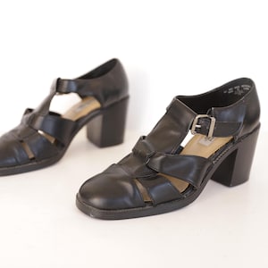 Sandálias Mary Jane pretas vintage femininas dos anos 90/Y2K com plataforma e tiras, tamanho 9,5 americano (EUA). Frete grátis.