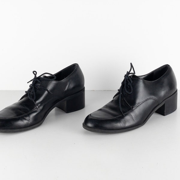 vintage women's 1990s CHELSEA style lace mary jane's BOOTS women's US size 10 vintage black platform shoes -- women's U.S. 10