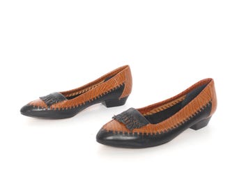 Vintage 1980 90s oxford fringe penny LOAFER style derby heels oxford womens vintage kitten heel shoes - size 6.5 women's - FREE shipping